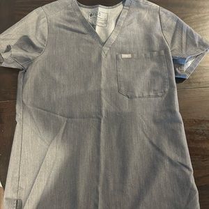 Figs Graphite One Pocket Scrub Top
